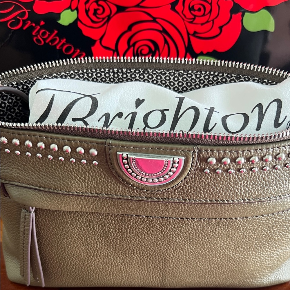 Brighton Olive Leather Jessie Crossbody Bag, NWT, Retails $325.  Gorgeous Bag!